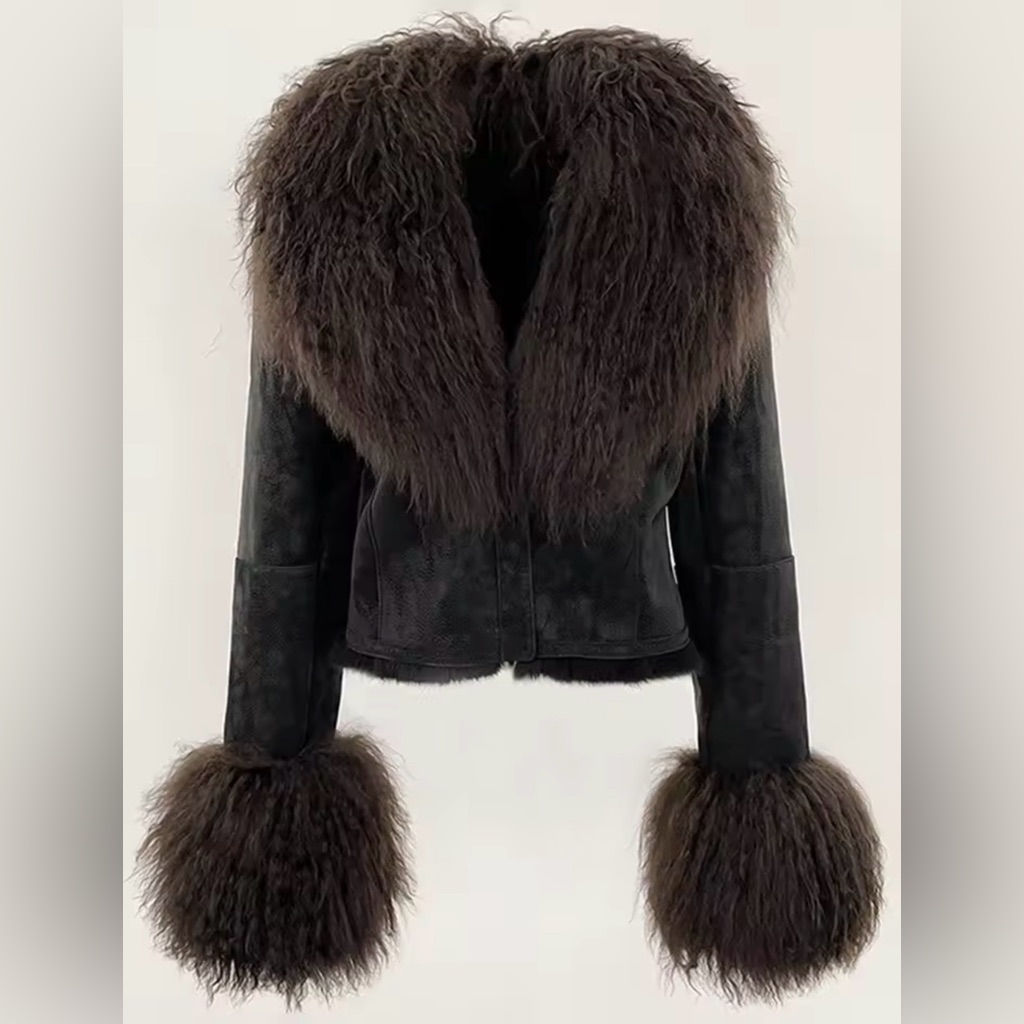 Nwot Luxurious Black And Brown Fox Fur Women's Jacket